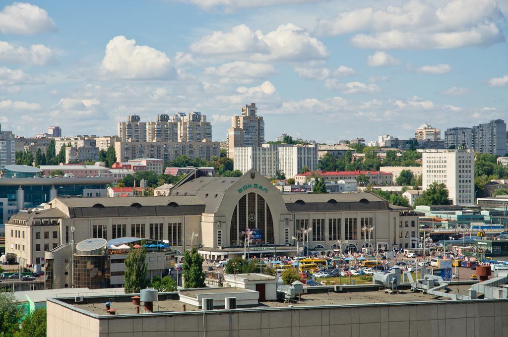 Botanic Saksaganskogo Apartment Kiev Ngoại thất bức ảnh